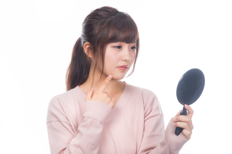 【東京】ニキビ跡の治療は美容皮膚科がおすすめ？治療法や選び方を解説